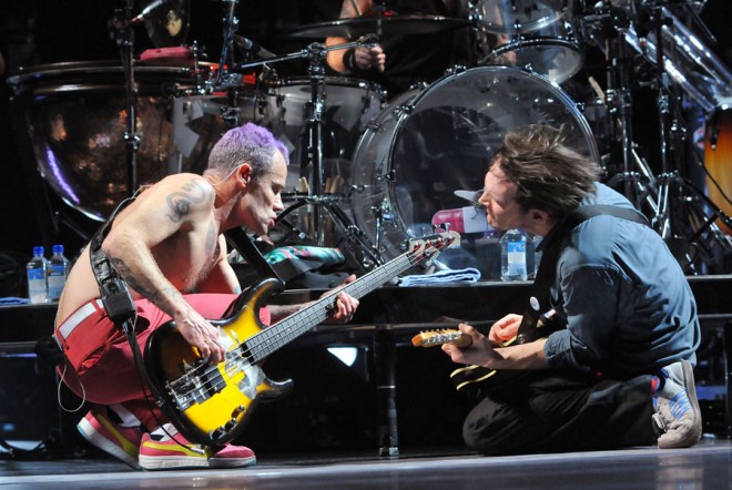 Red Hot Chili Peppers - Flea & Josh London 2011 november 7