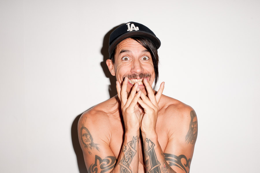 anthony-kiedis-photo-terry-richardson-august-27th-2011-red-hot-chili-peppers-im-with-you-era-image-05